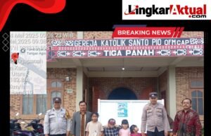 “Polsek Tigapanah Rutin Laksanakan Minggu Kasih dan Pengamanan Gereja, Wujudkan Harkamtibmas Melalui Pendekatan Masyarakat”