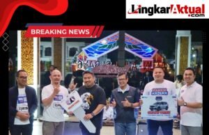 Hangat, Kang Rey Larut Dalan Pertunjukan Seni Subang Fest