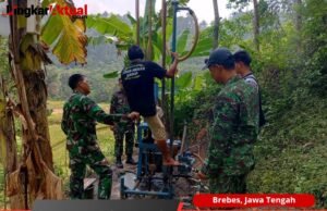 Lewat Sumur Bor dan Pipanisasi, Babinsa Targetkan Penuhi Pasokan Air Bersih di Ciomas