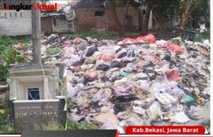 Miris…!!! Sampah Menumpuk di Kp. Ceger Urak-urakan, Kepala Desa dan Pejabat Desa Sukadarma Terlihat Masuk Angin.