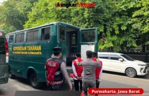 Pengawalan Sidang Tahanan oleh Personel Sat Samapta Polres Purwakarta Berjalan Aman dan Lancar