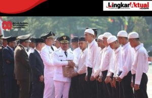 Bupati Bekasi Serahkan Remisi Umum HUT ke-80 RI kepada Warga Binaan