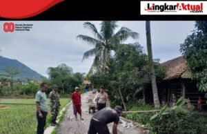 Sinergitas TNI-Polri Dengan Masyarakat Purwakarta, Polsek Plered Gelar Kerja Bakti