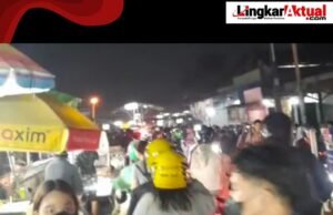 Akses Stasiun Cikarang Semrawut, Warga Keluhkan PKL dan Parkir Liar