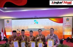 Bupati Minut, Joune Ganda Terima Penghargaan Wredatama Nugraha Utama 2025 Dari PWRI