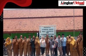Dewan Komisi IV DPRD Kabupaten Bekasi Bidang Pendidikan kunjungan ke SDN 02 Karang Rahayu Kp Gelonggong