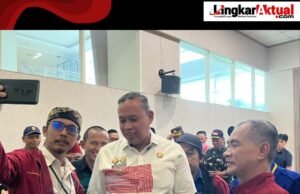 Tri Adhianto Temui Massa Aksi, Tegaskan Kebijakan UMK Harus Pertimbangkan Aspek Ekonomi Secara Menyeluruh