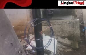 Warga Keluhkan Kabel Wi-Fi Semrawut dan Pendirian Tiang Tanpa Izin