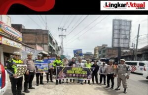 Hari Ke-3 Operasi Zebra Toba 2025, Satlantas Polres Tanah Karo Gencarkan Sosialisasi dan Teguran di Simpang Empat Kabanjahe