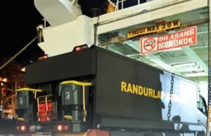 Polri Terus Kirim Ratusan Personel dan Logistic Ke Wilayah Bencana Sumatera