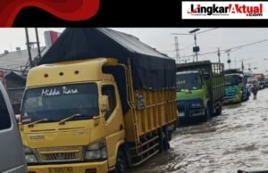 Banjir di Jalan Nasional Purwasari–Klari Karawang: Jalan Utama Berubah Menjadi Sungai, Kendaraan Tumbang, Warga Meradang, Pemerintah Dinilai Abai