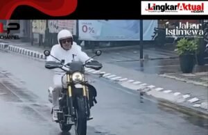 Gubernur Jawa Barat Dedi Mulyadi Kembali Mencuri Perhatian Publik, Tuntaskan Pengecekan Jalan Provinsi dengan Unik Gunakan Sepeda Motor