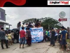 Warga Terdampak Banjir Geruduk Kantor Marketing Gallery Perumahan Villa Kencana Cikarang, Tuntutan Sejak Tahun 2023 Tak Dihiraukan