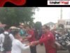Ramadhan Penuh Berkah, Ketum IWO Indonesia Bersama DPD Karawang Bagikan Takjil di Alun-Alun Karawang