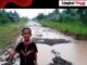 Miris… Jalan Paduraya Poros Kabupaten di Kecamatan Dente Teladas Tak Layak, Bayu Aji Saputra Anak SD Harus Berjuang Ekstra Demi Menempuh Pendidikan