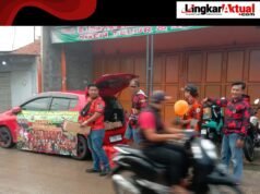 Ramadhan Berbagi, Koti MPC Ormas Pemuda Pancasila Bagikan 500 Box Takjil untuk Warga yang Melintas