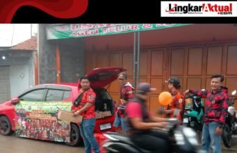 Ramadhan Berbagi, Koti MPC Ormas Pemuda Pancasila Bagikan 500 Box Takjil untuk Warga yang Melintas