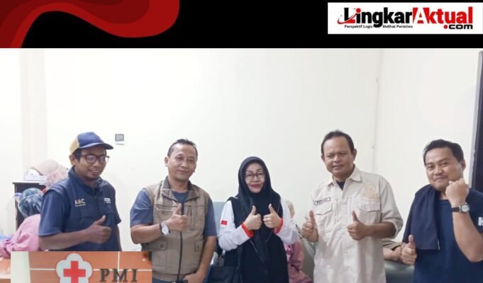 Stok Darah Berkuang Saat Ramadhan, AMKI Karawang Gelar Aksi Donor Darah di PMI