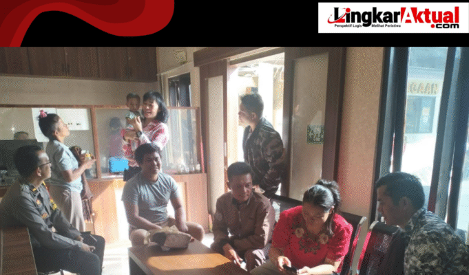 Satres PPA & PPO Polres Tanah Karo Serahkan Bayi kepada Ayah Kandung