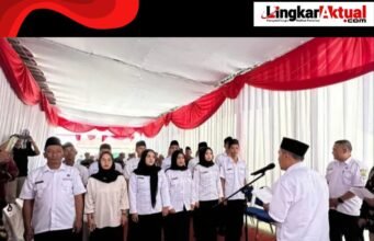 Wujudkan Pelayanan Prima Untuk Masyarakat, Pemerintahan Desa Cikampek Utara Lantik 12.Perangkat Desa