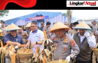 Kapolda Jabar Dorong Petani Lepas dari Tengkulak dalam Panen Raya Jagung di Indramayu