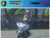 Akrobatik Brigade Motor Mojang Lodaya Polda Jabar Meriahkan Hari Bhayangkara ke-80