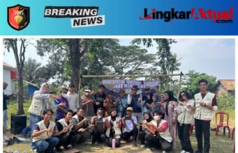 KKN Mahasiswa UNSIKA Praktekkan Cara Ubah Sampah Plastik Jadi Paving Blok di RT 02 Dusun 01 Desa Sumberurip