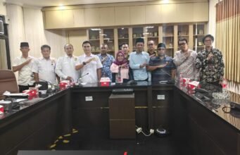 Aris Susanto Apresiasi Kolaborasi DPRD KADIN UNSIKA Pemkab Karawang