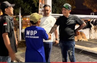 Kepala Desa Hoho dan Ketua Squad Nusantara Jalu Seno Aji Apresiasi Pengembangan Peternakan Di Laskar Farm Lapas Karawang