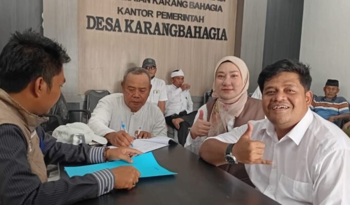 Hamdani Atamam (Donay) Resmi Daftarkan Diri Sebagai Cakades Karangbahagia, Usung Tema “Satukan Langkah, Kuatkan Tekad, Lanjutkan Pembangunan untuk Desa Karangbahagia Sejahtera dan Mandiri”