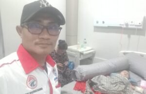 DPD IWO Indonesia Kabupaten Bekasi Sigap Bantu Antar Warga ke Rumah Sakit