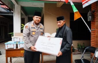 Waka Polda Jabar Silaturahmi Kamtibmas ke Pondok Pesantren Cipasung, Perkuat Sinergi Polri dan Ulama