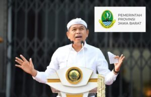 KDM Serahkan Bantuan dari Pemprov Jabar untuk Korban Gempa NTT Rp4 Miliar