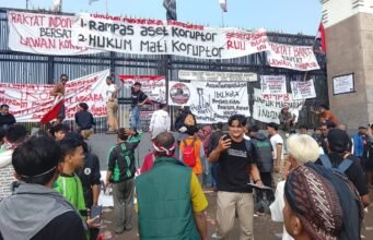 Demo Massa Desak DPR Segera Sahkan RUU Perampasan Aset Koruptor
