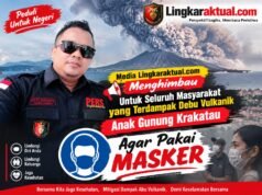 Media LingkarAktual.com Imbau Masyarakat Terdampak Debu Vulkanik Anak Gunung Krakatau Gunakan Masker