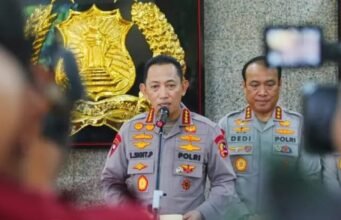 Kapolri Instruksikan Jajaran Siaga Hadapi Dampak Erupsi Gunung Anak Krakatau