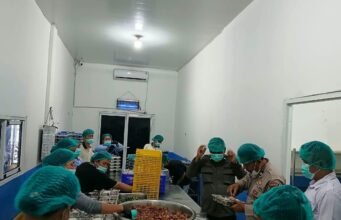Pastikan Kualitas MBG Terjaga, Polsek Simpang Empat Cek Dapur SPPG Yayasan Muslim Imani Sakinah