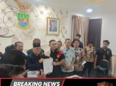 KECEWA TERHADAP JAWABAN PEMKAB BEKASI, KOORDINATOR AKSI SOLIDARITAS WARTAWAN TEGASKAN: COPOT KADIS LH DALAM 7 HARI ATAU AKSI DAMAI JILID II DIGELAR LEBIH BESAR!