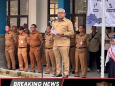 M.Farhan, Walikota Bandung menghadiri acara 1 Dekade SMPN 55 Kota Bandung